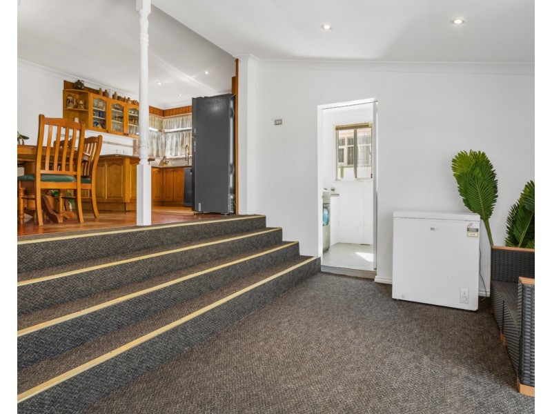 19 Weir Crescent, Lurnea NSW 2170
