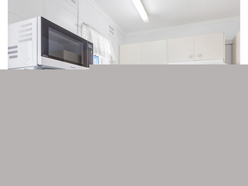 10 Sullivan Avenue, Lurnea NSW 2170