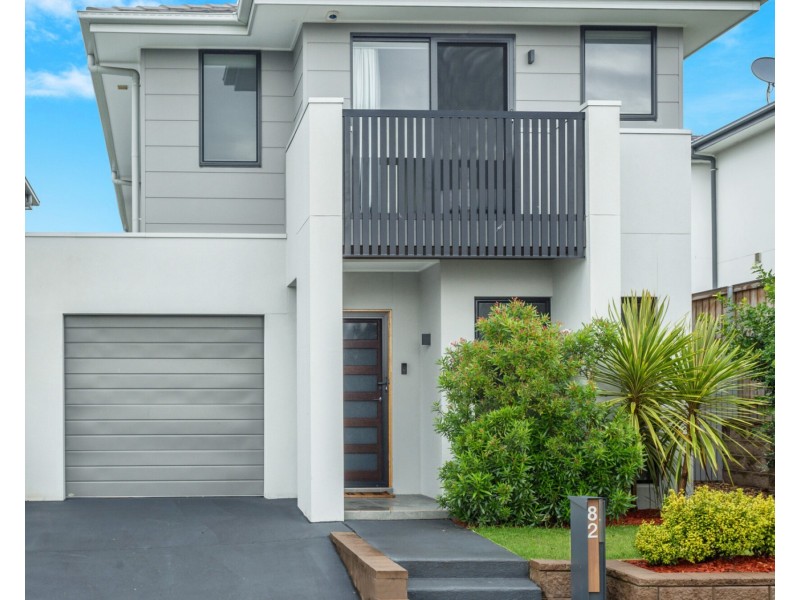 82 Hennessy Avenue, Moorebank NSW 2170