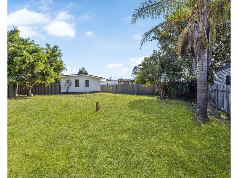 16 Wendouree Street, Busby NSW 2168