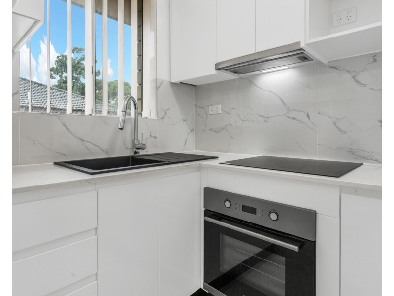 31/12 Goulburn Street, Warwick Farm NSW 2170