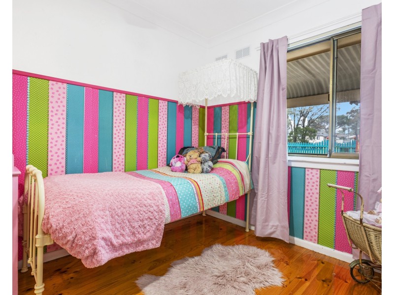 27 Kaluga Street, Busby NSW 2168