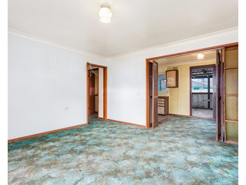 6 Opal Place, Cartwright NSW 2168