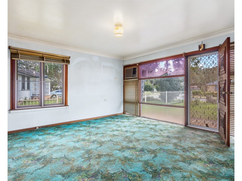 6 Opal Place, Cartwright NSW 2168