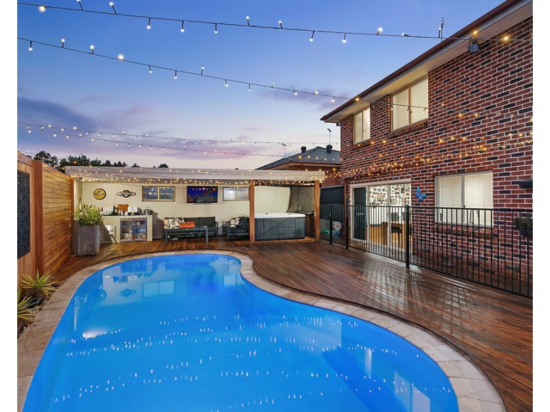 3 Snapper Close, Green Valley NSW 2168