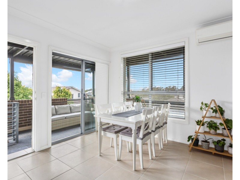 20 Mcintyre Circuit, Middleton Grange NSW 2171