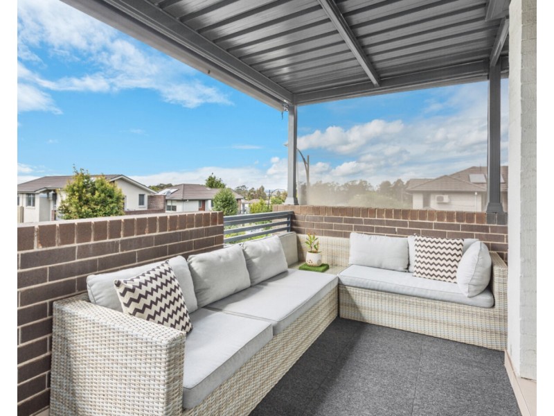 20 Mcintyre Circuit, Middleton Grange NSW 2171