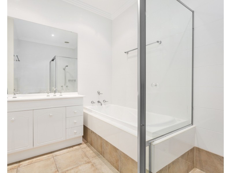 9/112 Governors Way, Macquarie Links NSW 2565