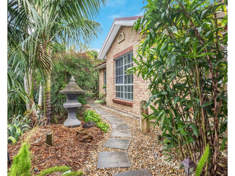 40 Carmichael Drive, West Hoxton NSW 2171