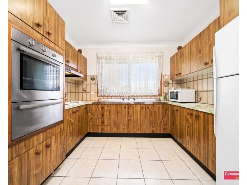 18 Hoxton Park Road, Liverpool NSW 2170