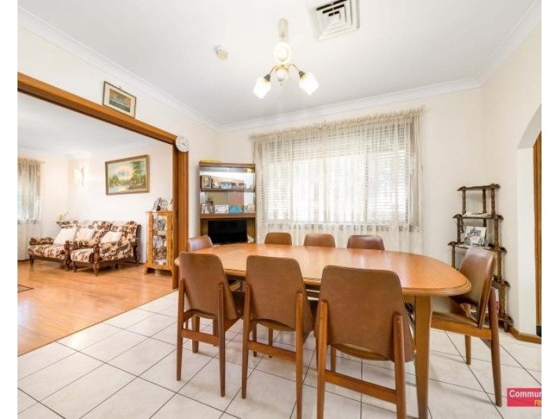 18 Hoxton Park Road, Liverpool NSW 2170