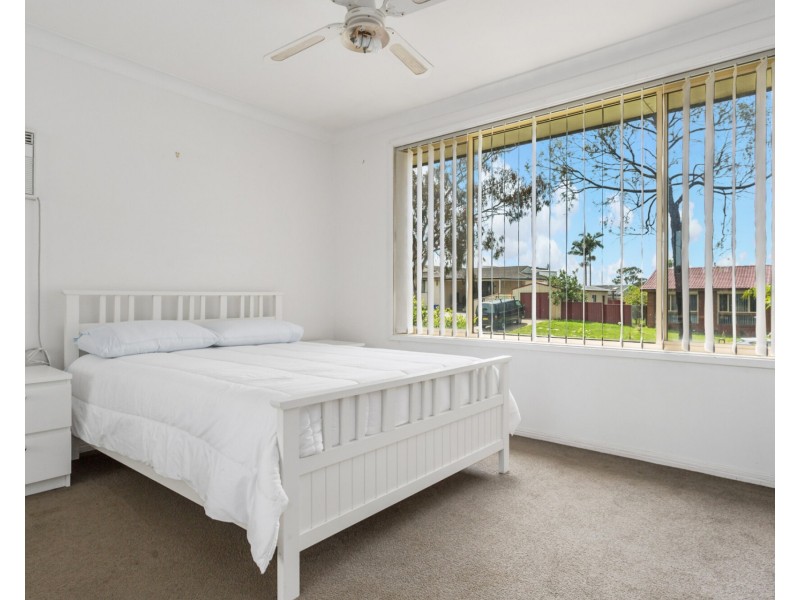 2 Oliveri Crescent, Green Valley NSW 2168