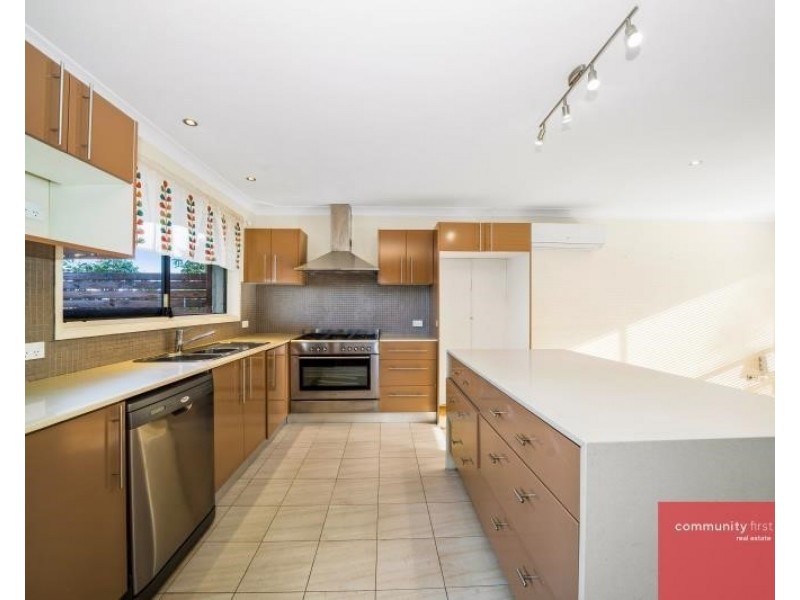 8 Birkdale Crescent, Liverpool NSW 2170
