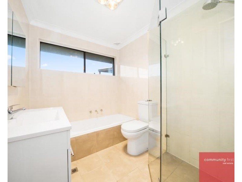 8 Birkdale Crescent, Liverpool NSW 2170