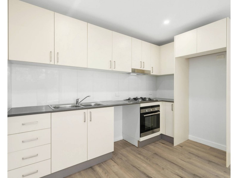 102/3 George Street, Warwick Farm NSW 2170