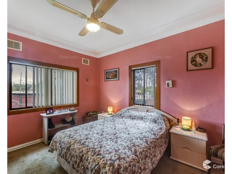 3 Cumberland Road, Ingleburn NSW 2565