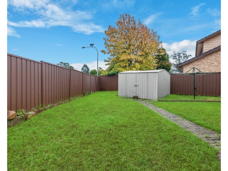 30 Parma Crescent, St Helens Park NSW 2560