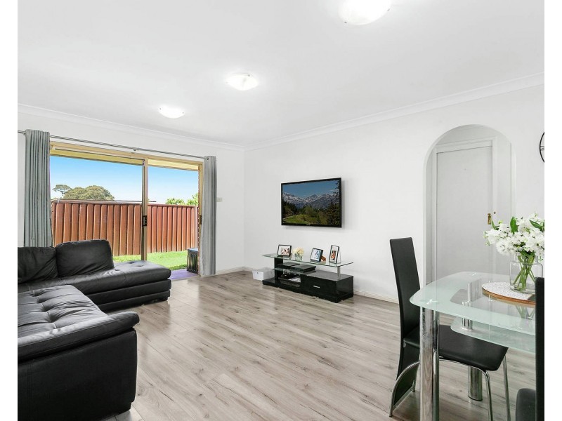 4/35 Belmont Road, Glenfield NSW 2167