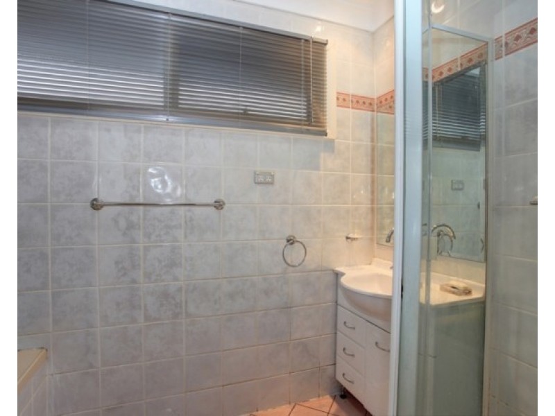 4 McMahon Avenue, Liverpool NSW 2170