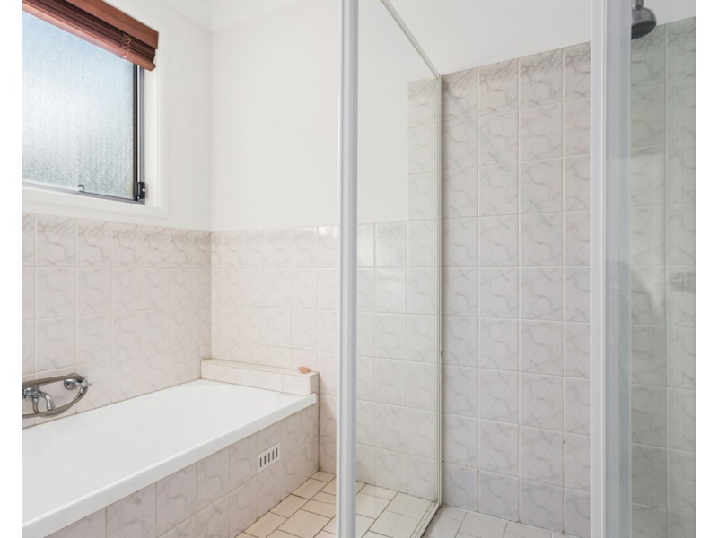 16 Carruthers Drive, Horningsea Park NSW 2171