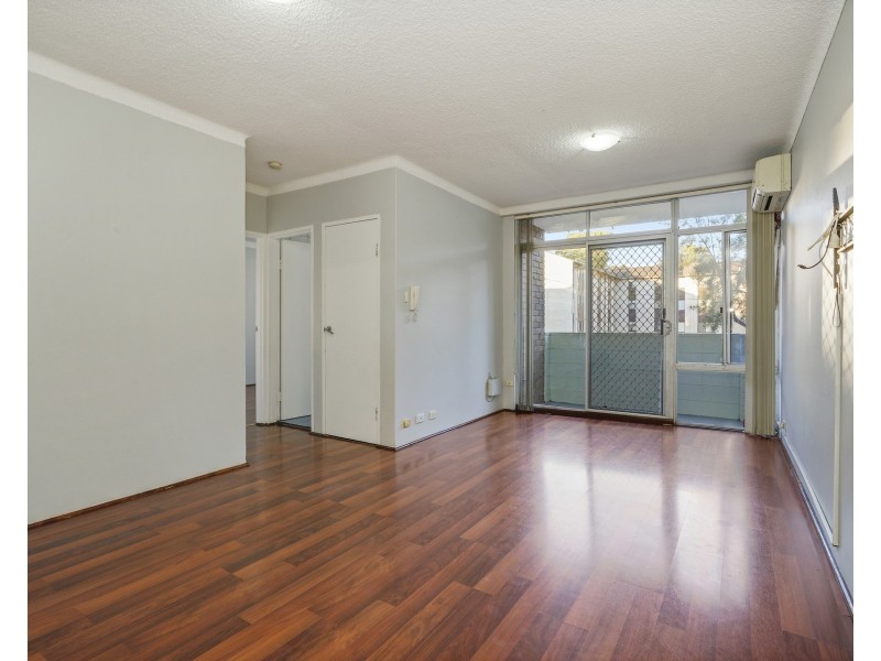 24/4 Beale Street, Liverpool NSW 2170