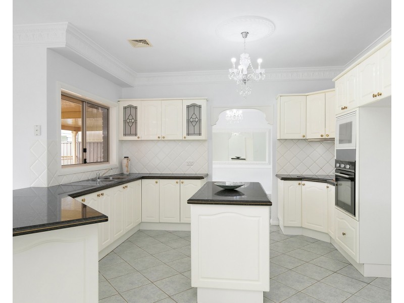 23 Croker Place, Green Valley NSW 2168