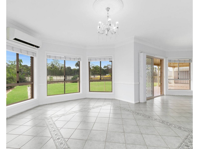 23 Croker Place, Green Valley NSW 2168