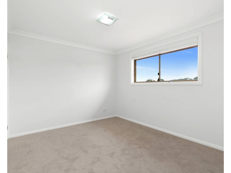 23 Croker Place, Green Valley NSW 2168