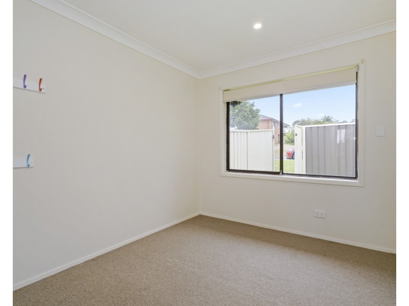 11/4 Dotterel Place, Ingleburn NSW 2565