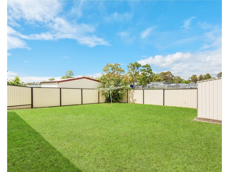 7 Bulbul Avenue, Green Valley NSW 2168