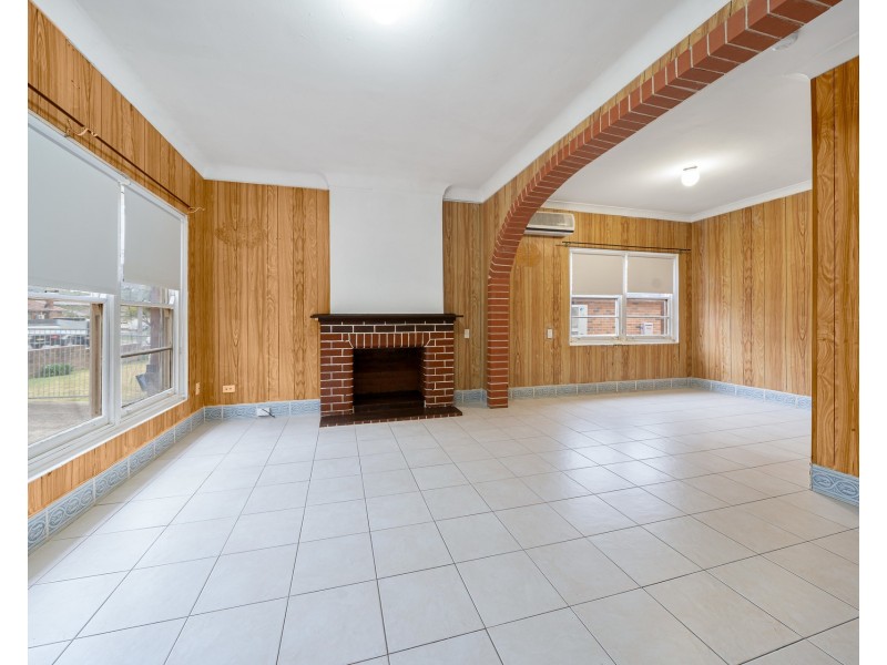 14 Macquarie Street, Greenacre NSW 2190