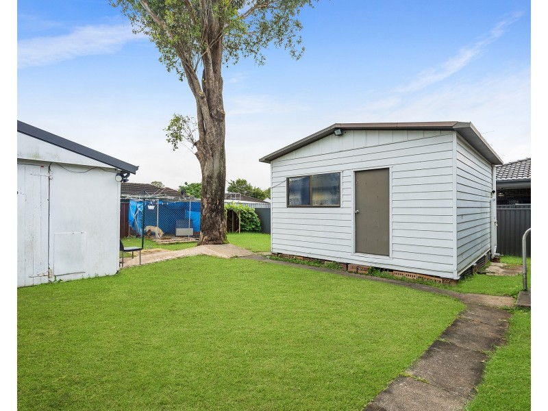 13 Catherine Avenue, Lurnea NSW 2170