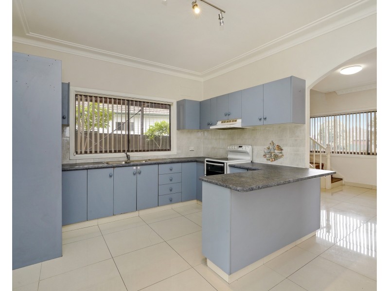 7 Saunders Avenue, Liverpool NSW 2170