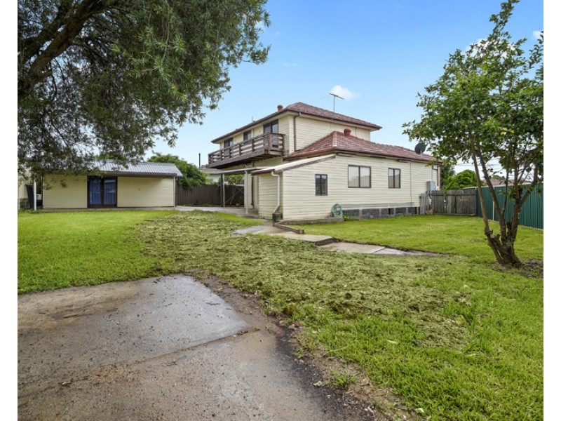 7 Saunders Avenue, Liverpool NSW 2170