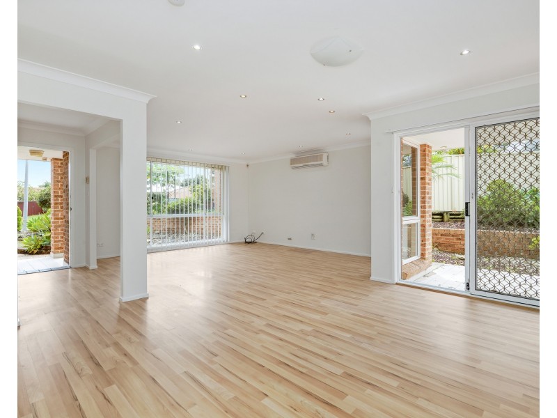 9 Cave Close, Green Valley NSW 2168