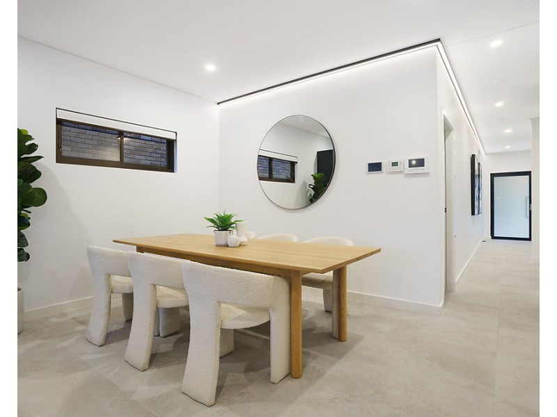 30 Lookout Drive, Mount Pritchard NSW 2170