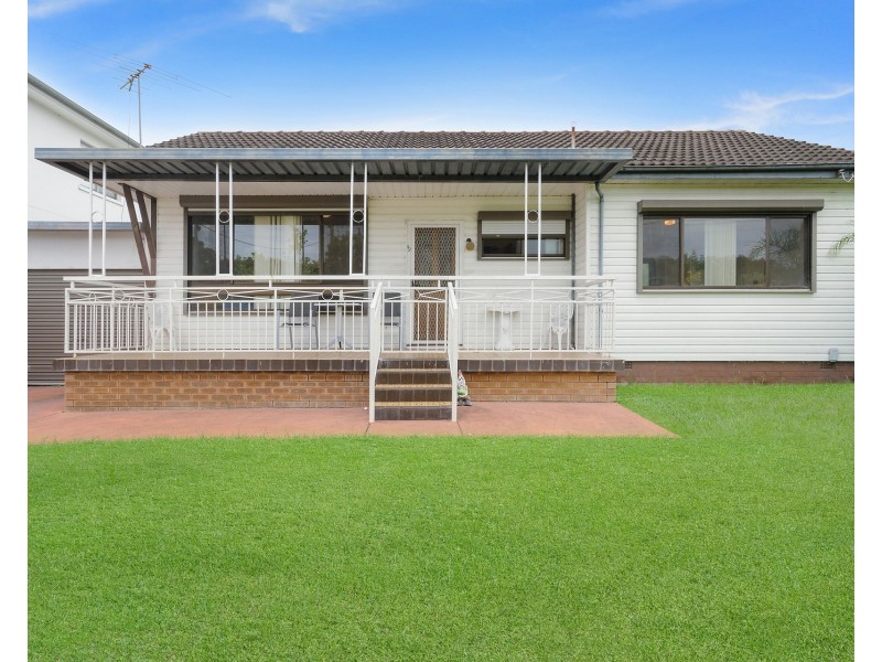 12 Amalfi Street, Lurnea NSW 2170