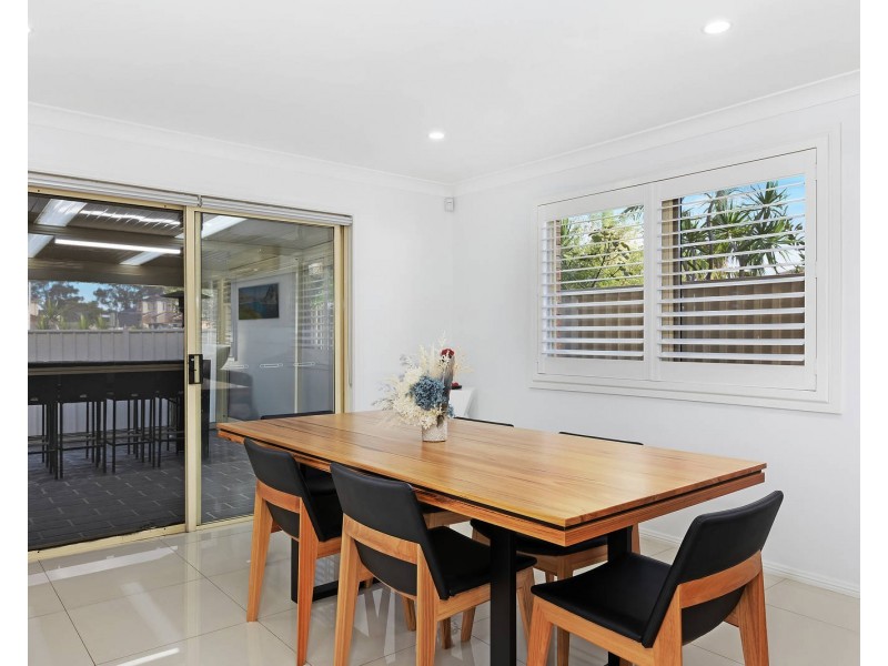 18 Thirroul Circuit, Prestons NSW 2170