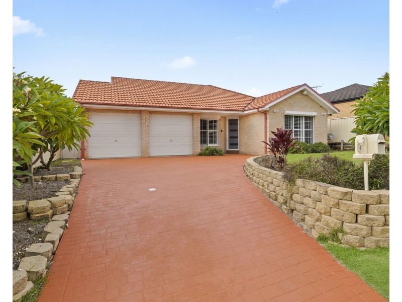 6 Harris Place, West Hoxton NSW 2171