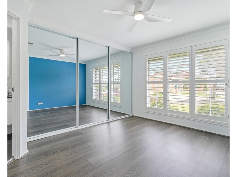 6 Harris Place, West Hoxton NSW 2171