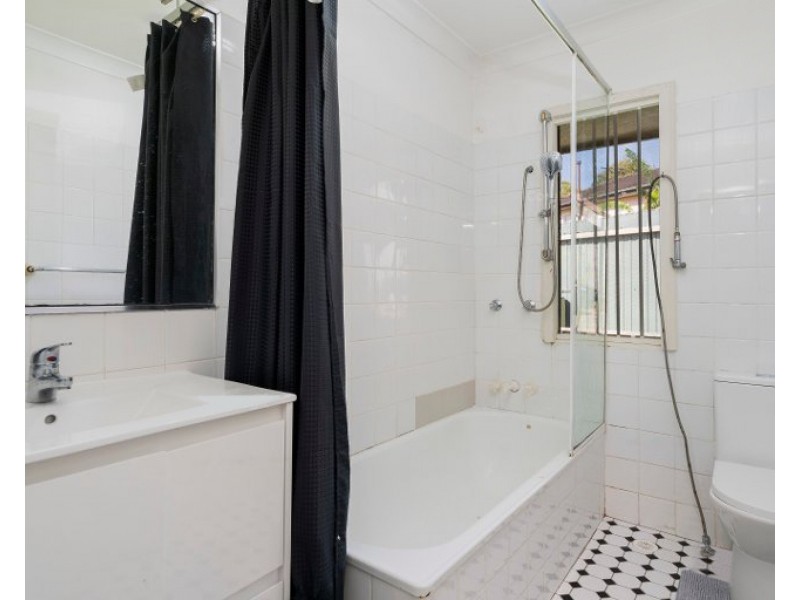 9 St Johns Road, Busby NSW 2168