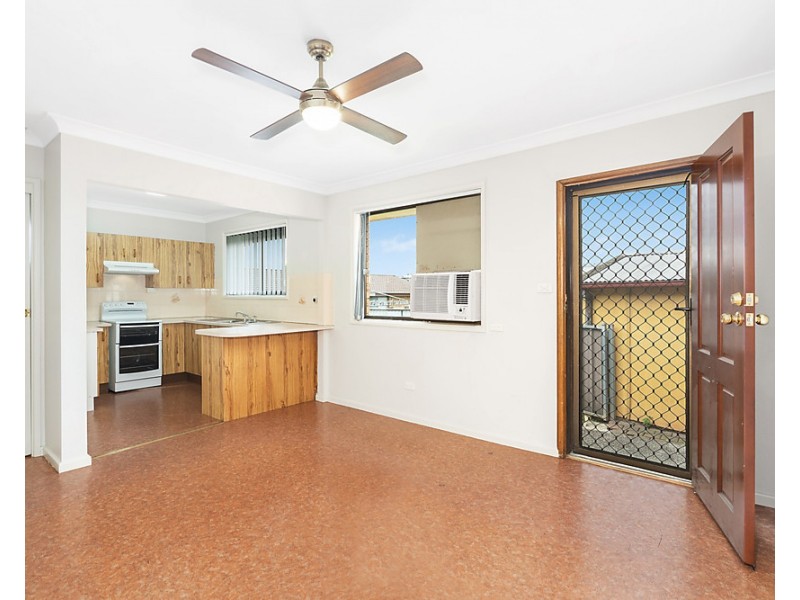 37 O’Neile Crescent, Lurnea NSW 2170