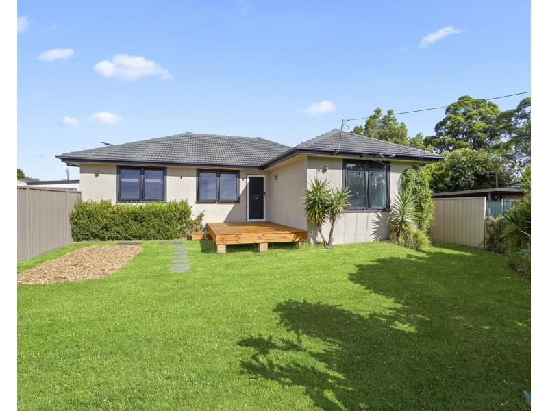 29 Salamaua Crescent, Holsworthy NSW 2173