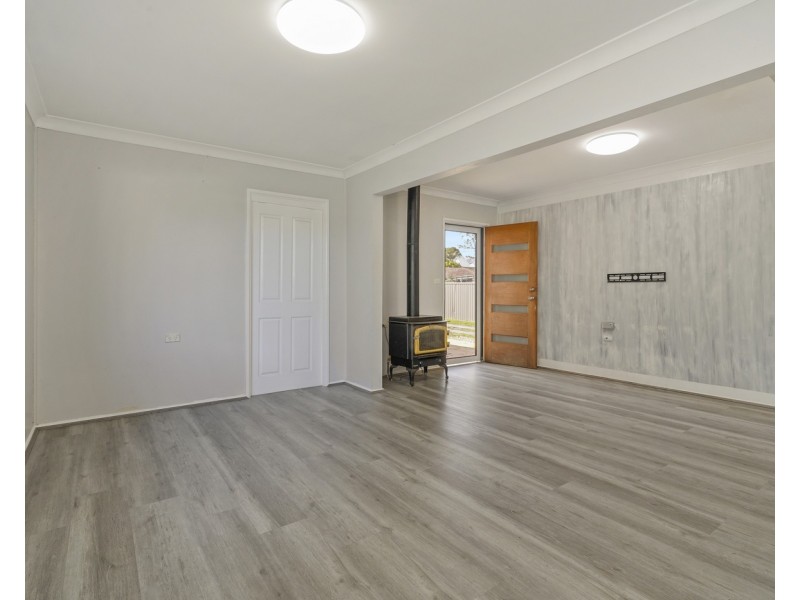 29 Salamaua Crescent, Holsworthy NSW 2173