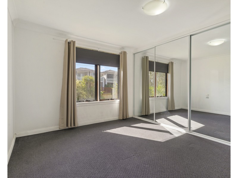 29 Salamaua Crescent, Holsworthy NSW 2173