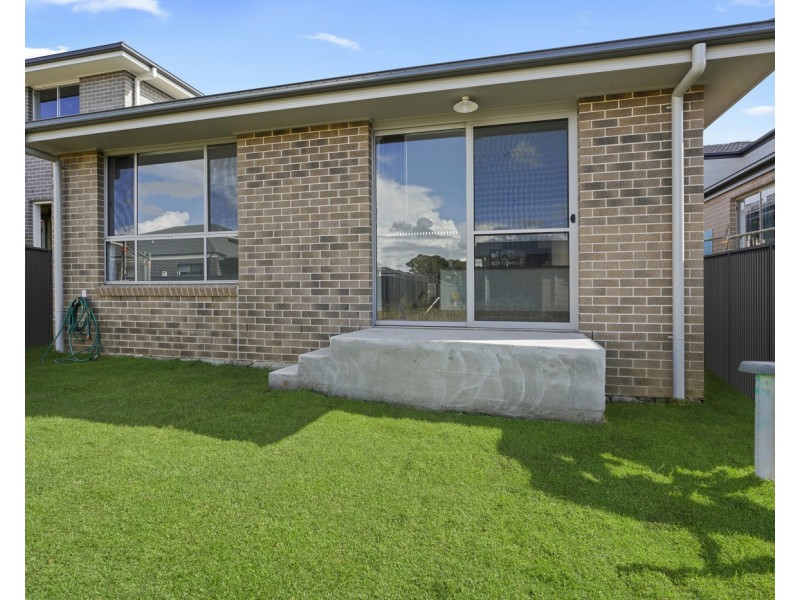236 Narrami Road, Austral NSW 2179
