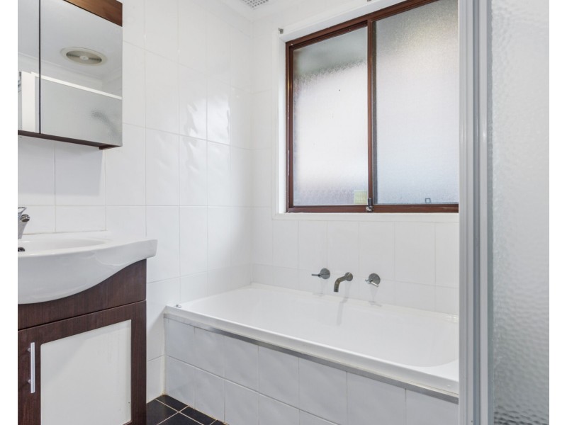 30 Parma Crescent, St Helens Park NSW 2560