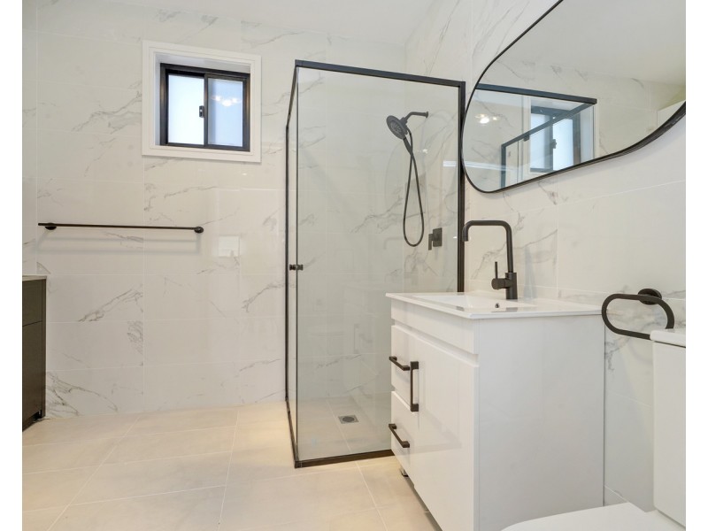 29a Salamaua Crescent, Holsworthy NSW 2173