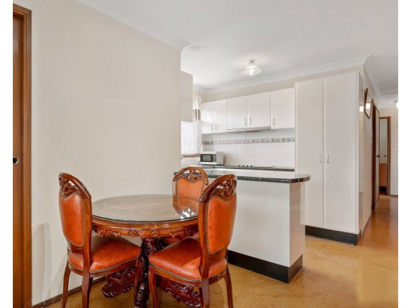 14 Kitava Close, Glenfield NSW 2167