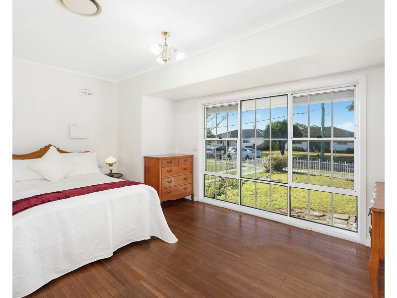 7 Brain Avenue, Lurnea NSW 2170